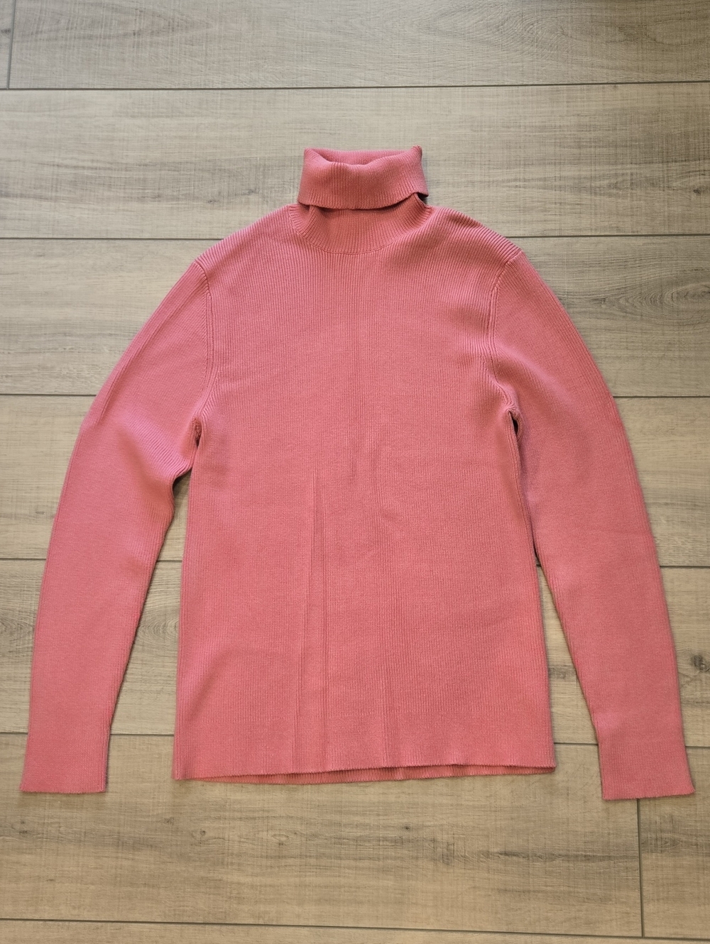 Simons Salmon Turtleneck Sweater